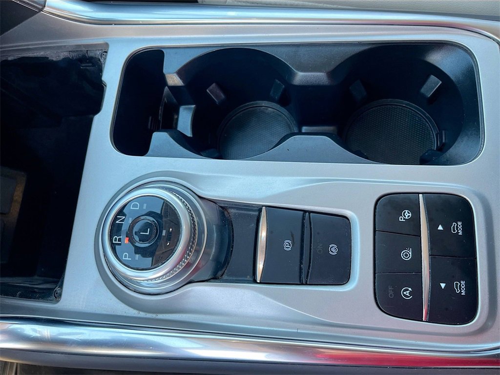 Used 2022 Ford Explorer Platinum w/ Equipment Group 601A image 17