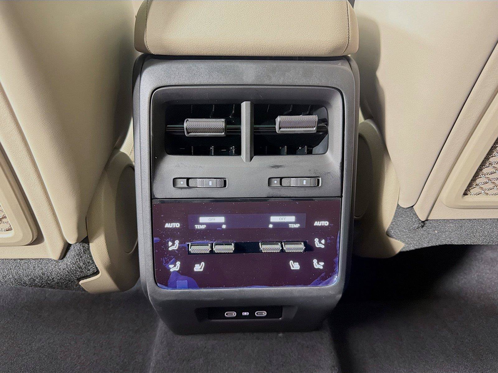 Certified 2026 Porsche Macan Electric RWD image 22