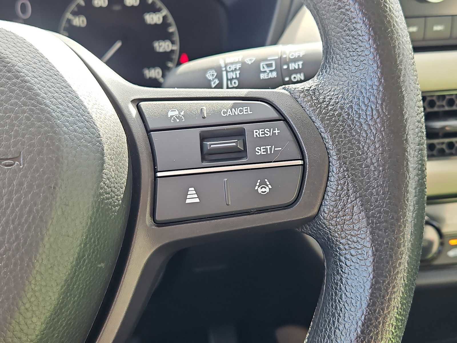 Certified 2023 Honda HR-V LX image 13