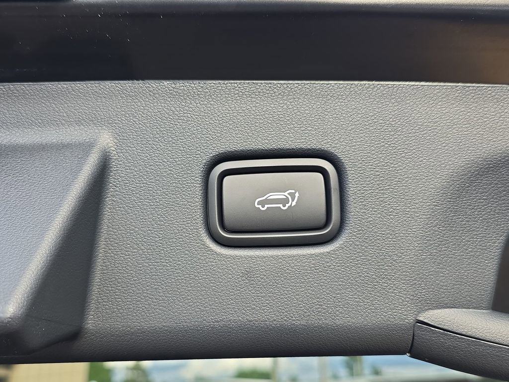 New 2025 Hyundai Tucson Limited image 21