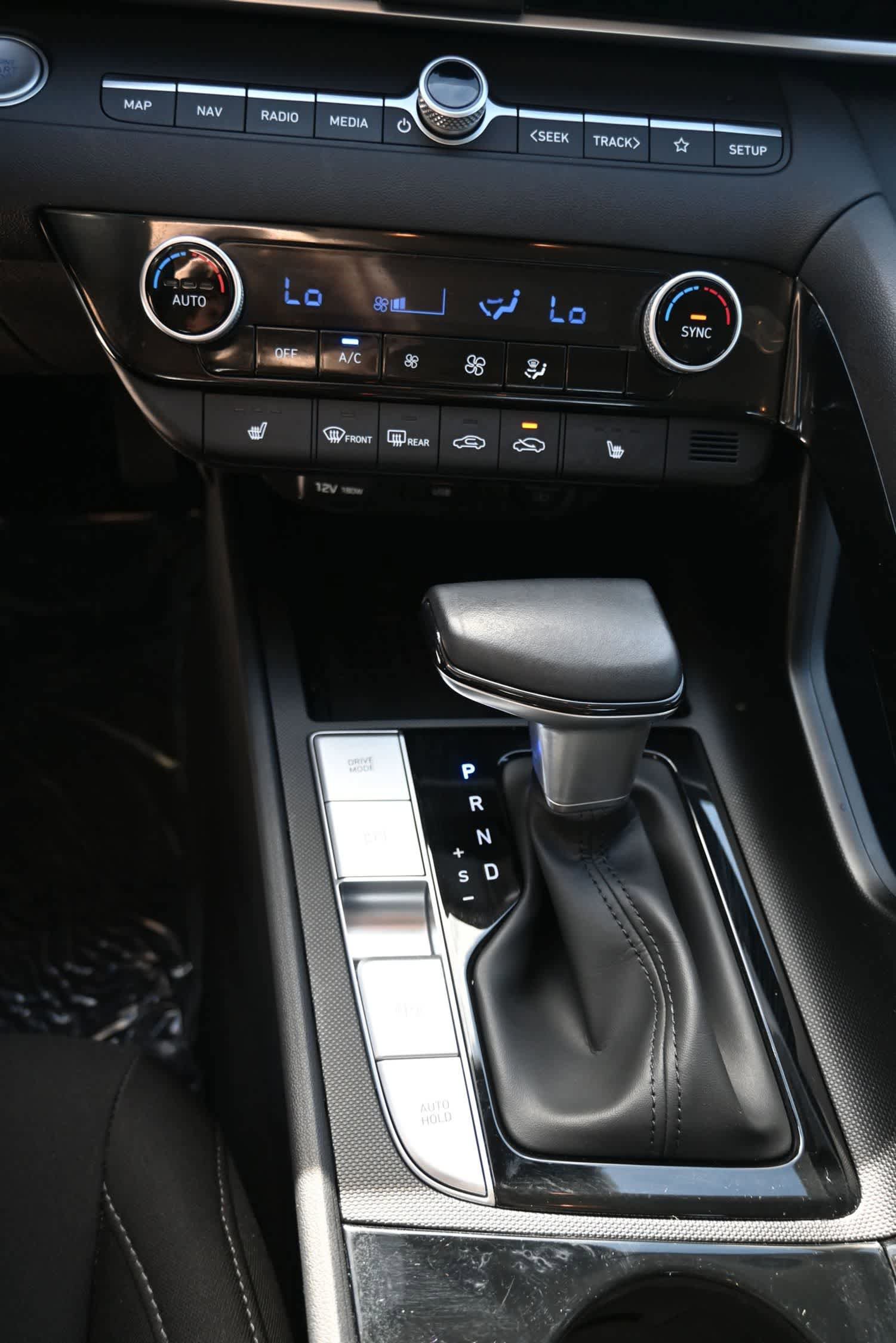 Certified 2023 Hyundai Elantra SEL w/ Convenience Package FWD image 25