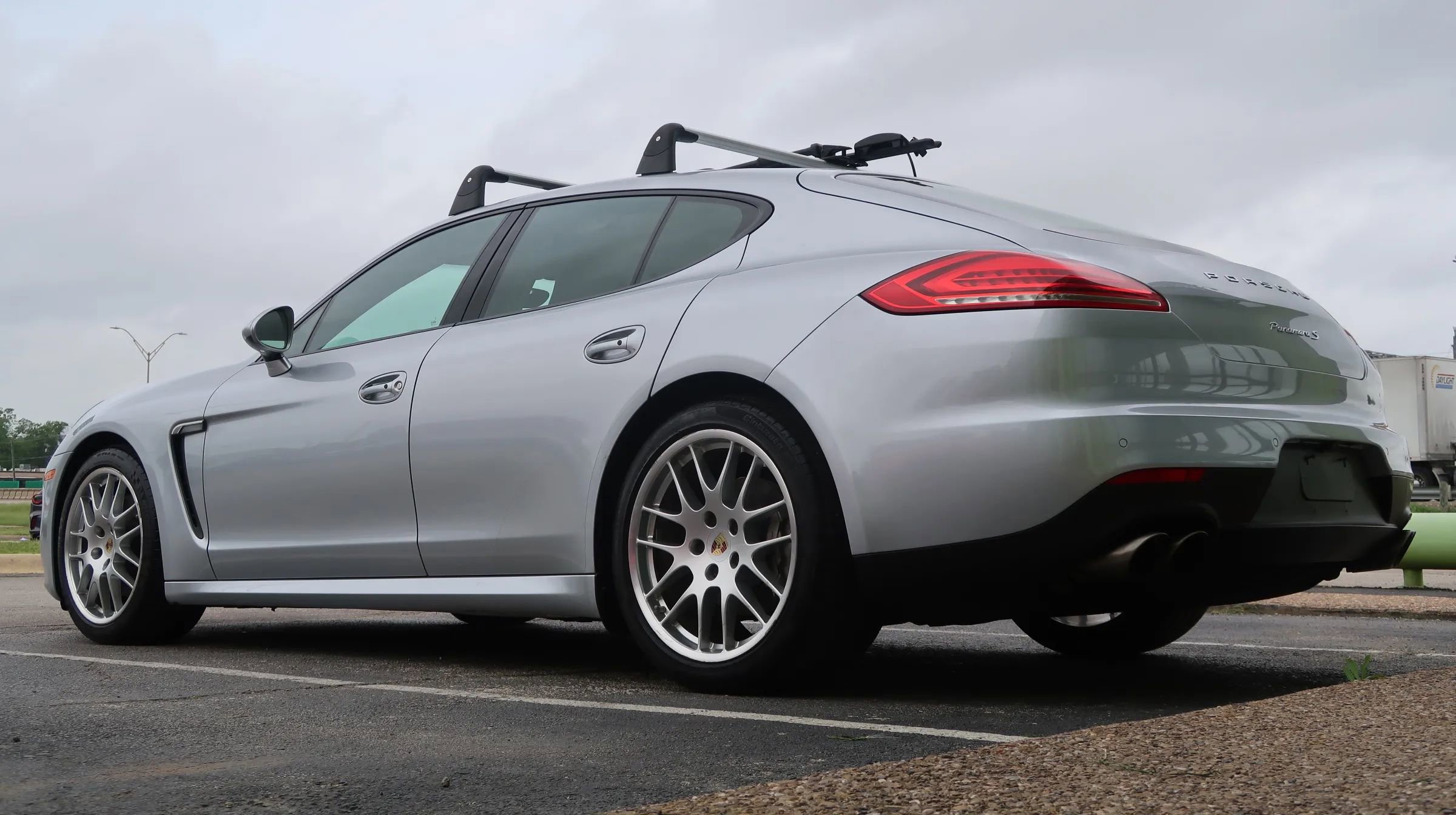 Used 2015 Porsche Panamera S image 12