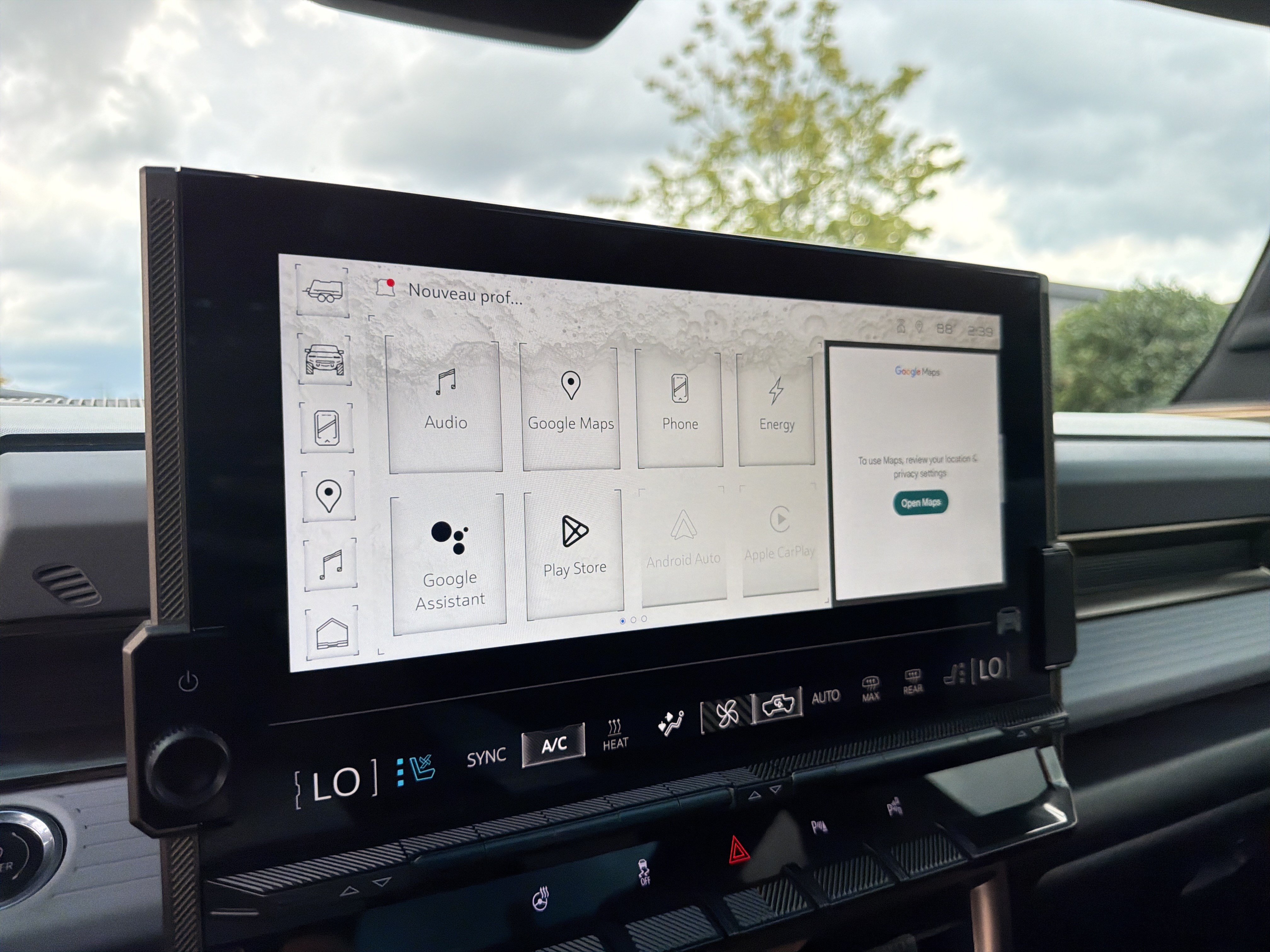 Used 2024 GMC Hummer EV 3X w/ LPO, Illumination Package AWD/4WD image 38