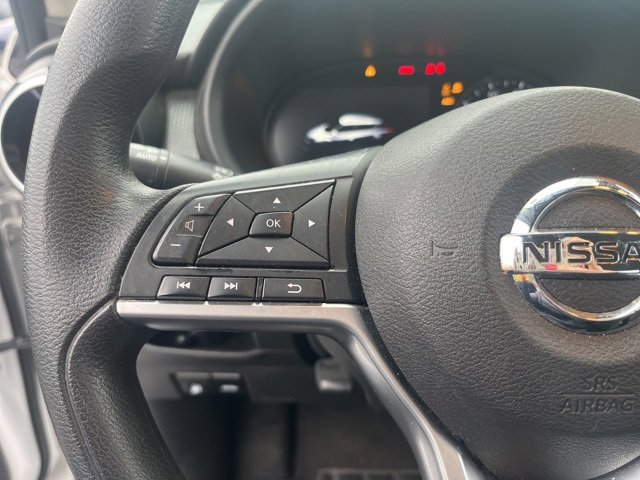 Used 2021 Nissan Kicks SV image 11