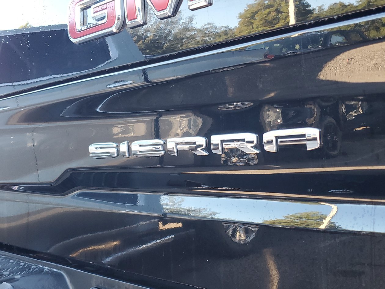 Used 2021 GMC Sierra 1500 AT4 w/ AT4 Premium Package AWD/4WD image 7