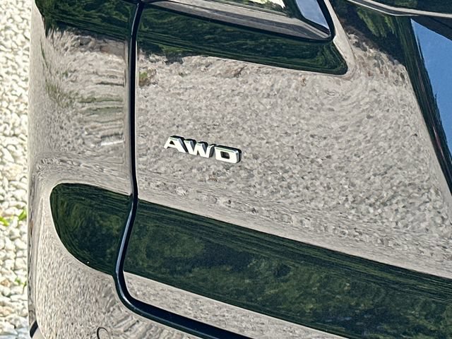 Certified 2020 Cadillac XT4 Sport AWD/4WD image 15