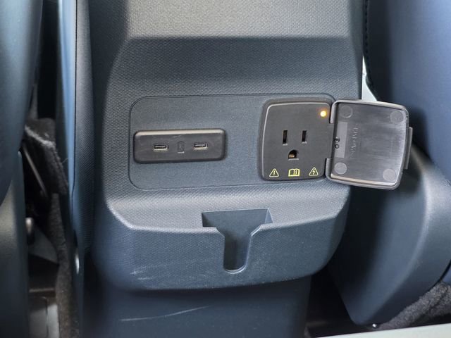 Used 2025 Ford Maverick Lariat w/ 4K Tow Package image 18