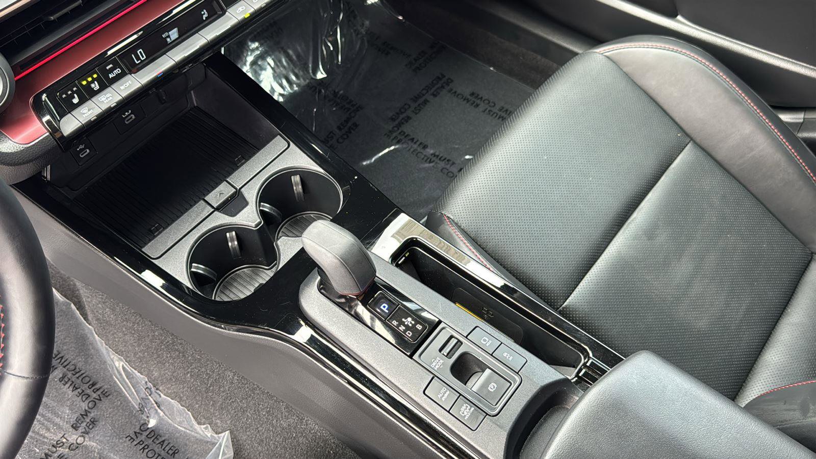 Used 2025 Toyota Prius Plug-In Hybrid w/ Limited Premium Package image 22