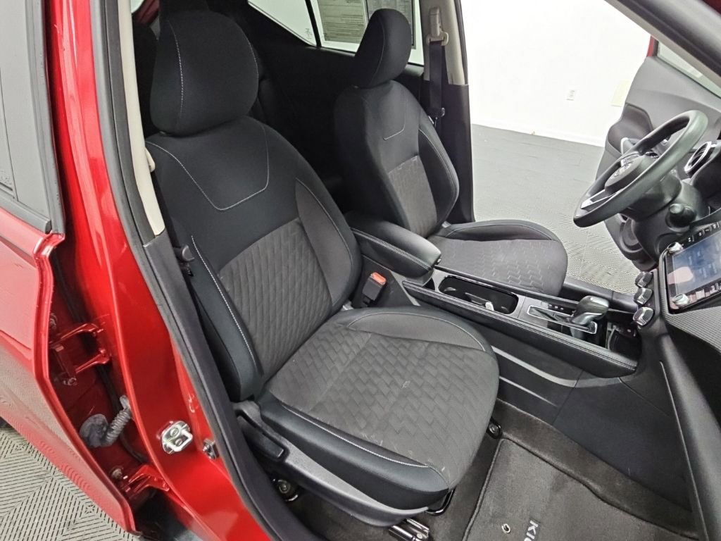 Used 2023 Nissan Kicks SV FWD image 33