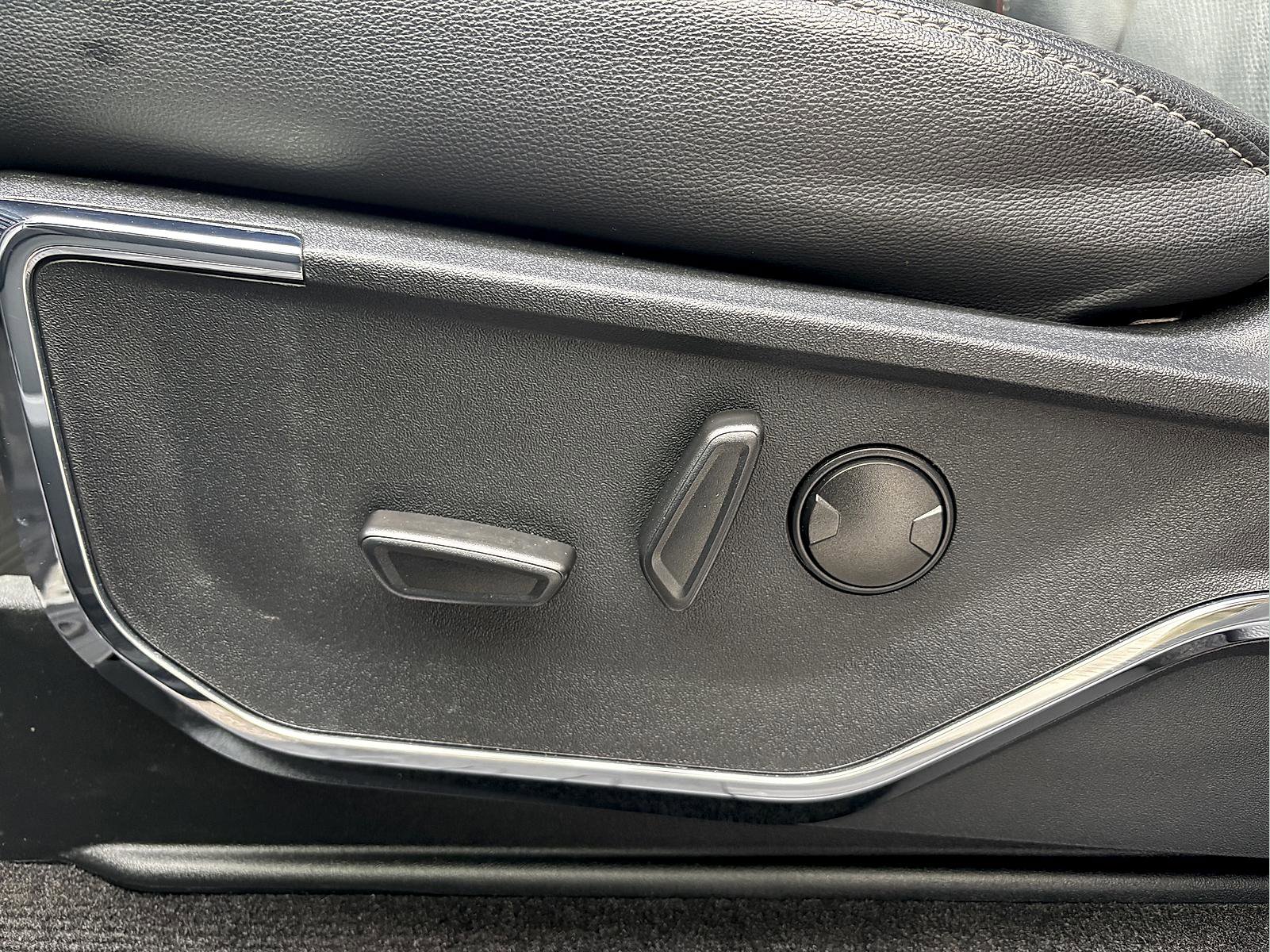 Used 2022 Ford F150 Lariat image 16