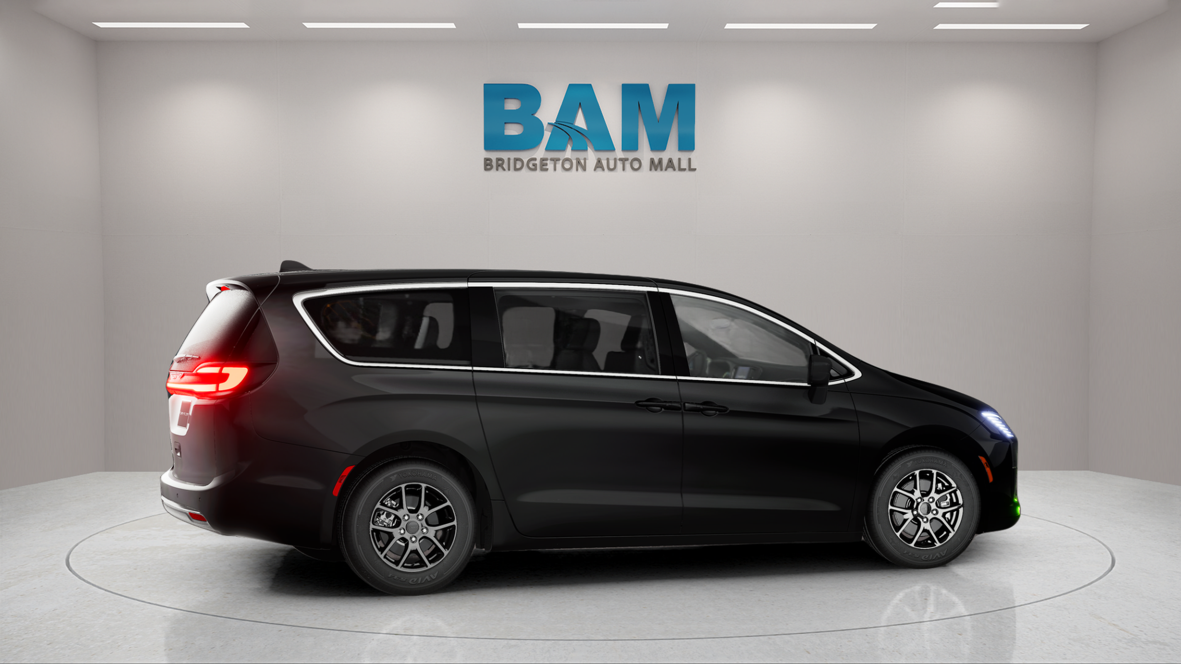 New 2027 Chrysler Pacifica Select FWD image 4