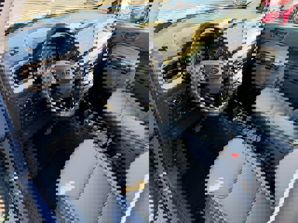 New 2026 Ford Maverick Lariat w/ 4K Tow Package image 11