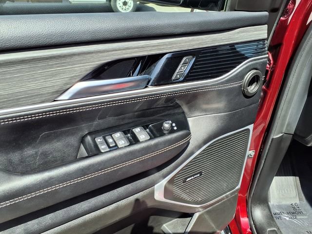 Used 2024 Jeep Wagoneer Series III image 12