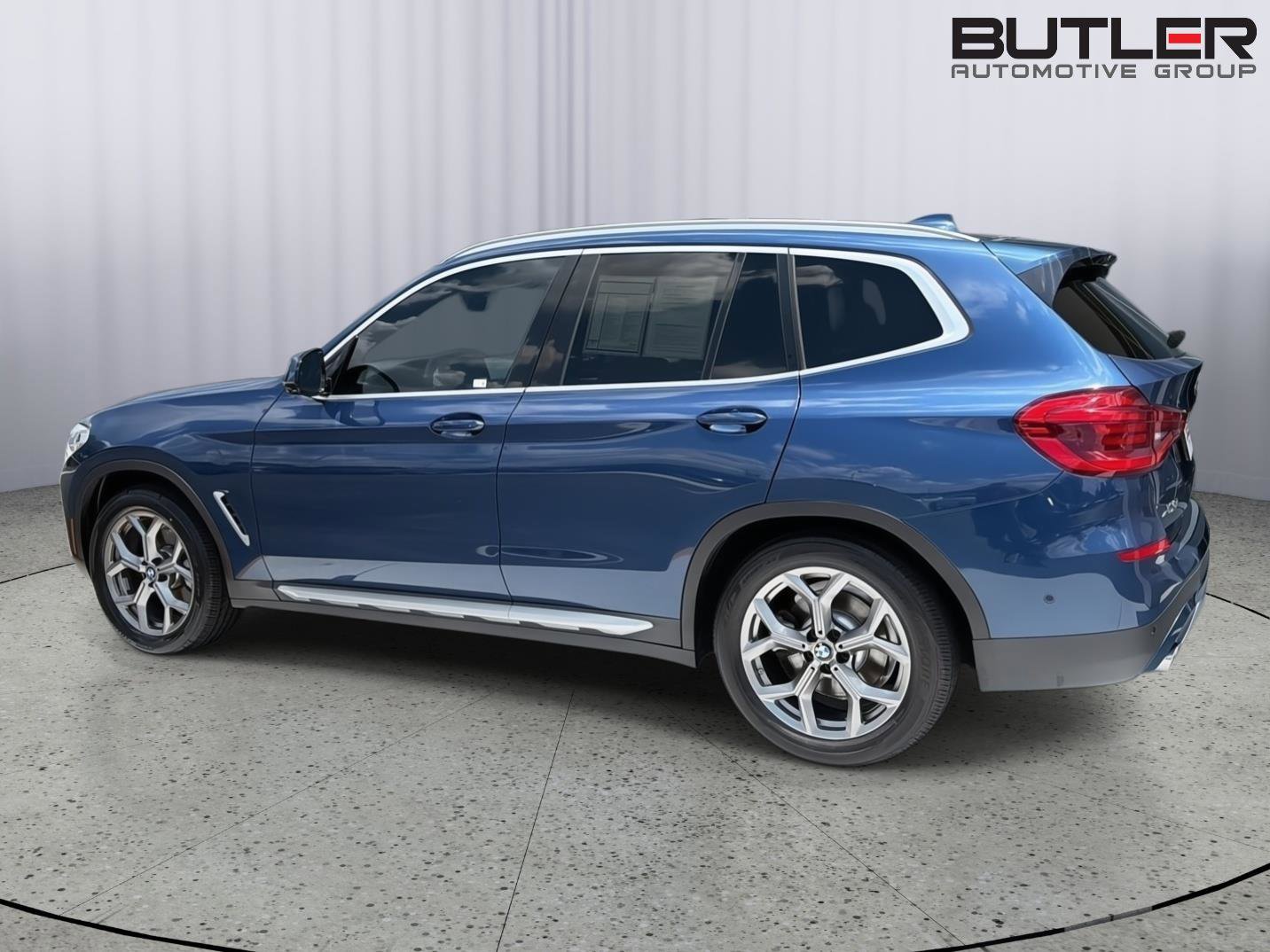 Used 2021 BMW X3 sDrive30i w/ Premium Package RWD image 3