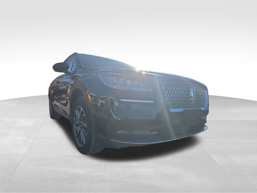 Used 2022 Lincoln Corsair AWD w/ Equipment Group 101A image 11