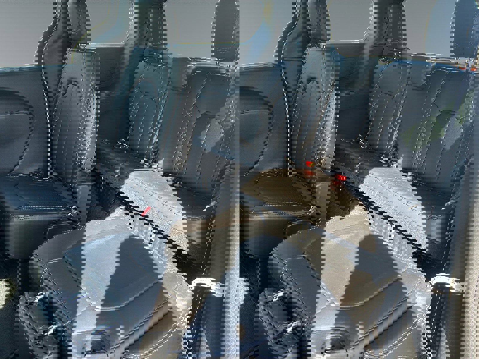 New 2026 Chrysler Pacifica Select AWD/4WD image 13