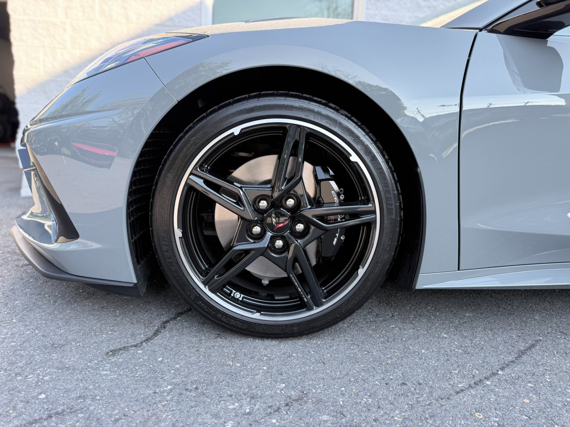 Used 2024 Chevrolet Corvette Stingray Preferred Cpe w/ Z51 Performance Package RWD image 38