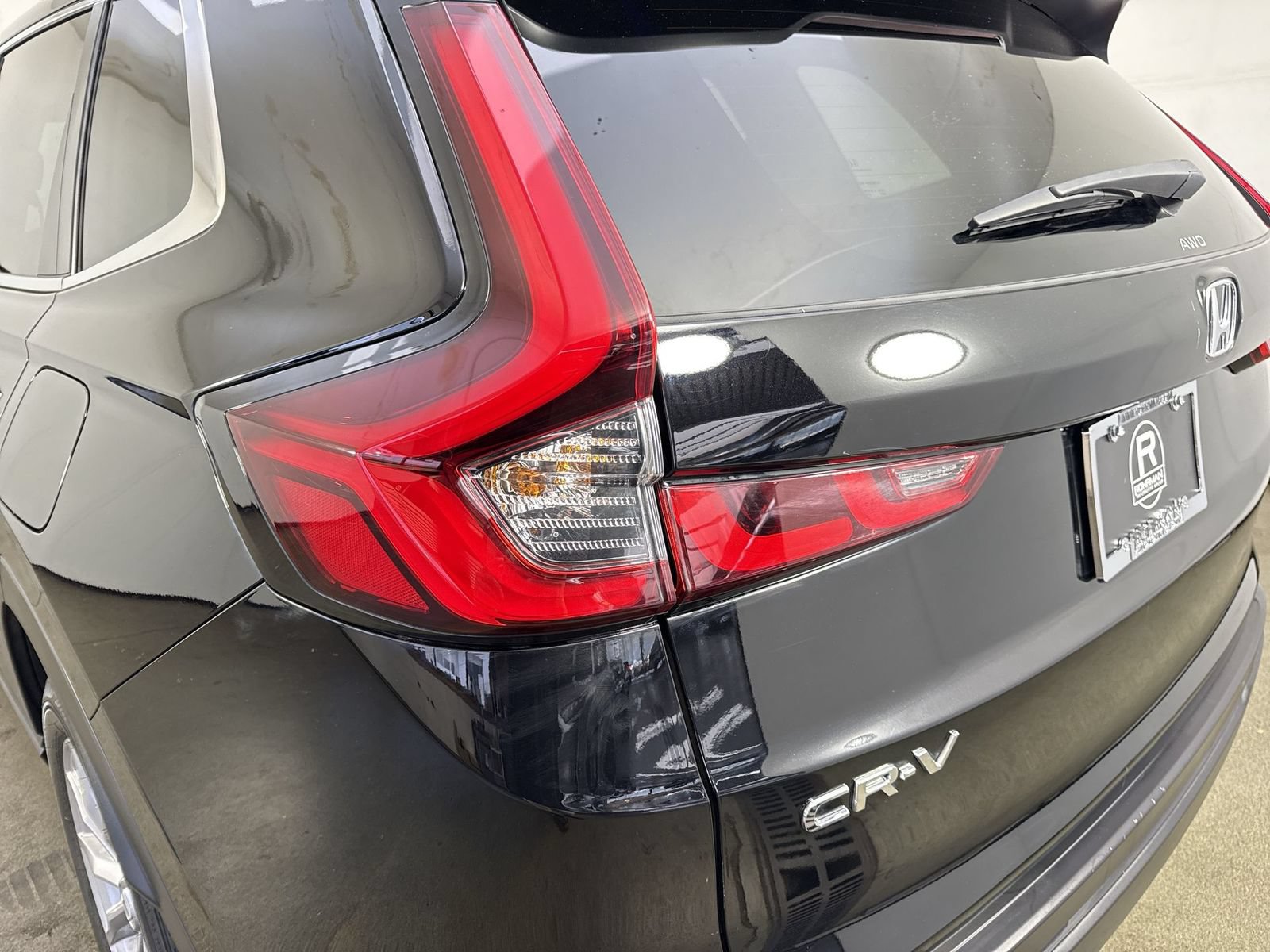Used 2024 Honda CR-V EX-L image 30