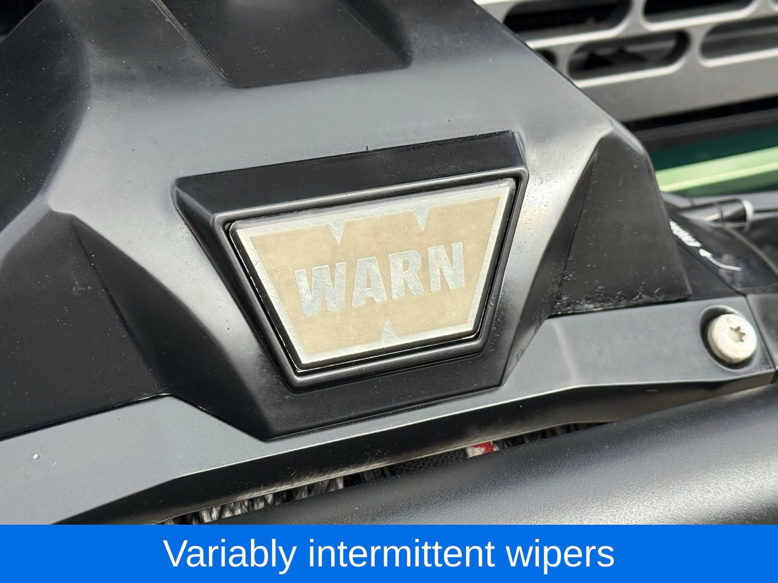 Used 2023 Ford Bronco Everglades image 39