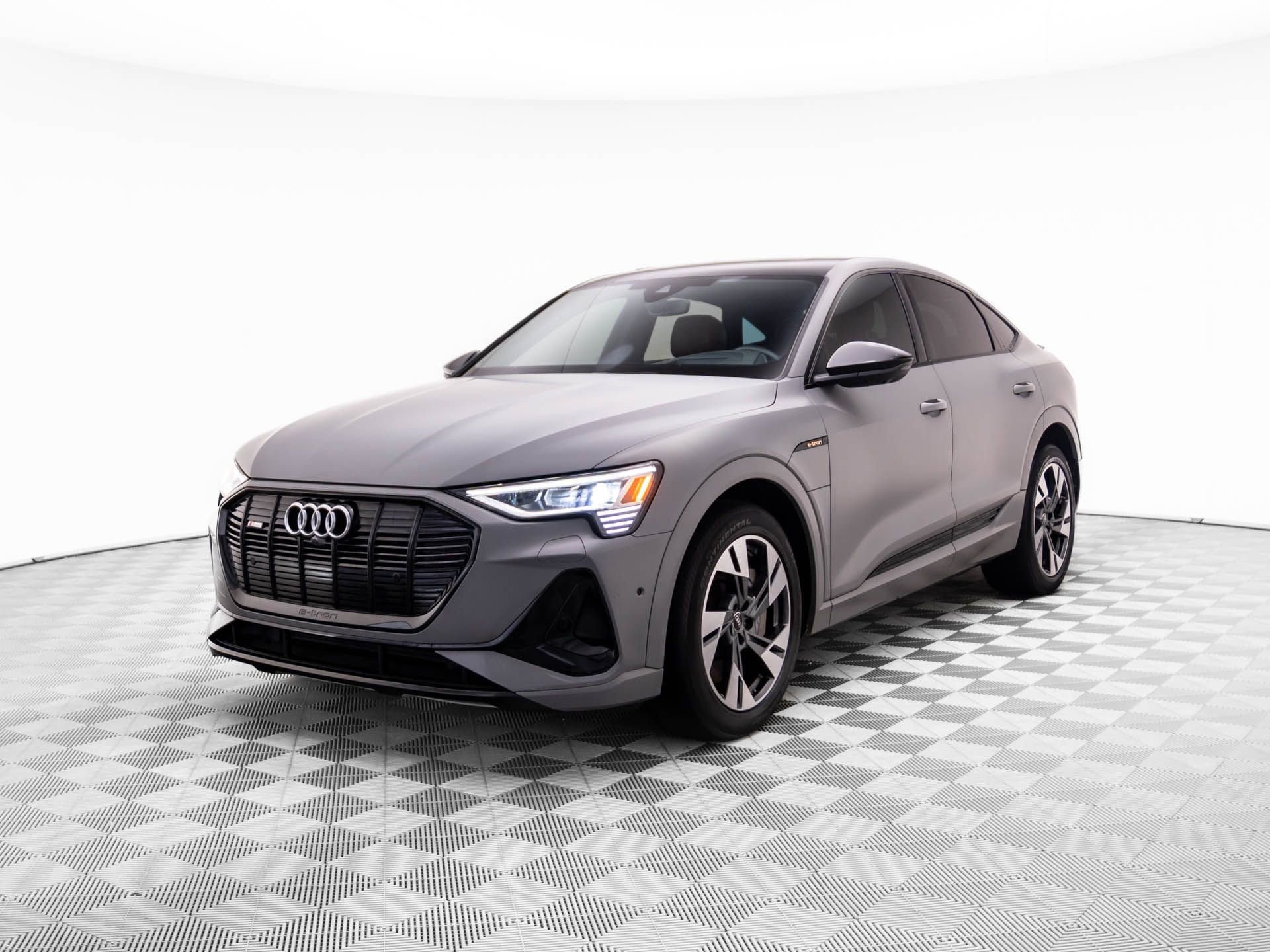 Used 2022 Audi e-tron Prestige