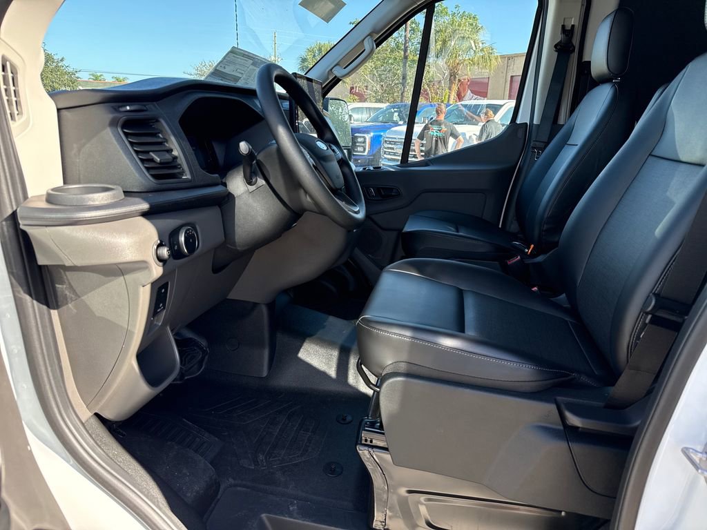 New 2026 Ford Transit 250 148 Medium Roof w/ Load Area Protection Package image 19