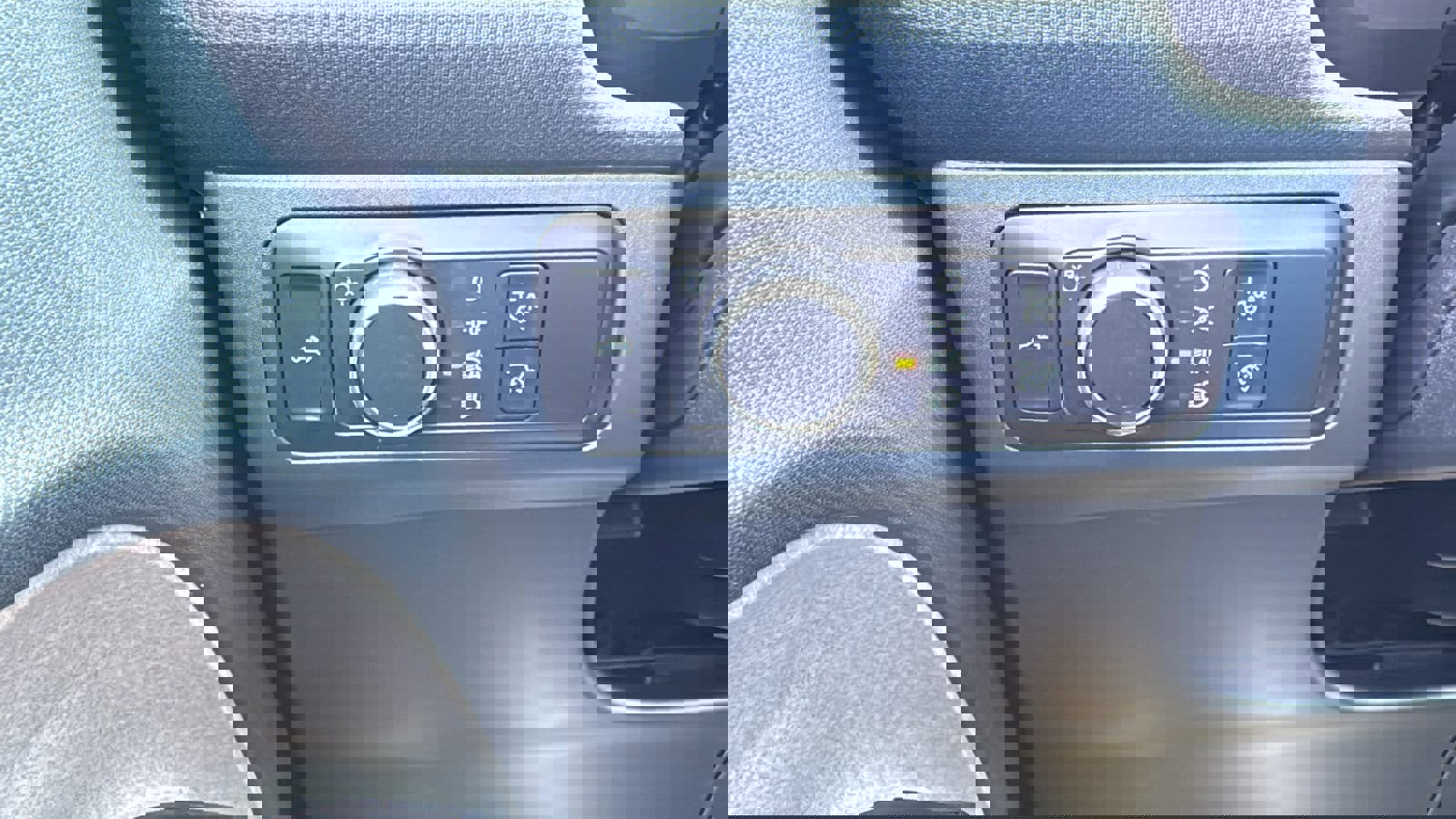 Used 2022 Ford Maverick XLT w/ XLT Luxury Package image 14