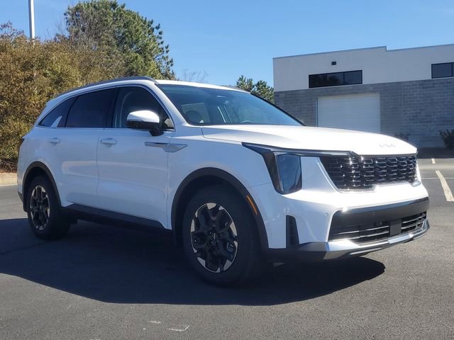 Certified 2025 Kia Sorento S FWD image 3