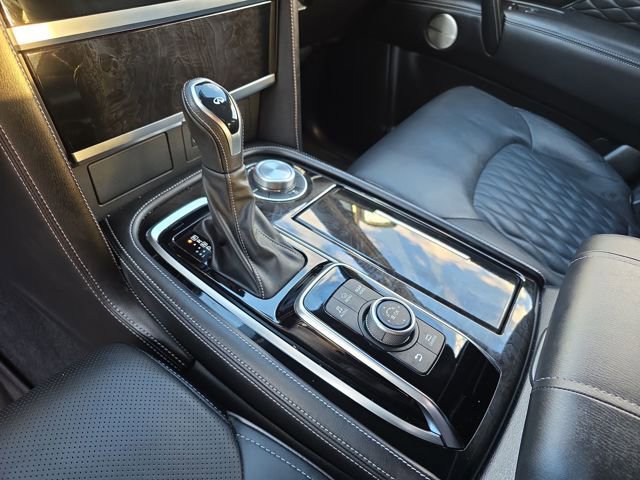 Used 2024 INFINITI QX80 Sensory image 30