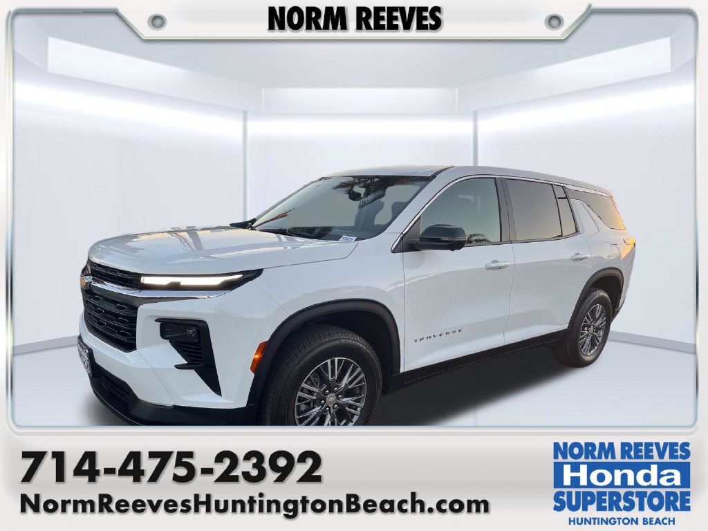 Used 2024 Chevrolet Traverse LS