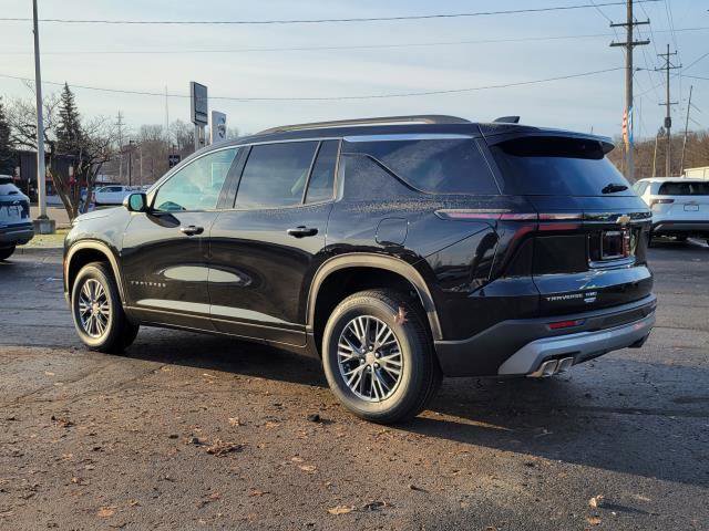 New 2026 Chevrolet Traverse LT image 3