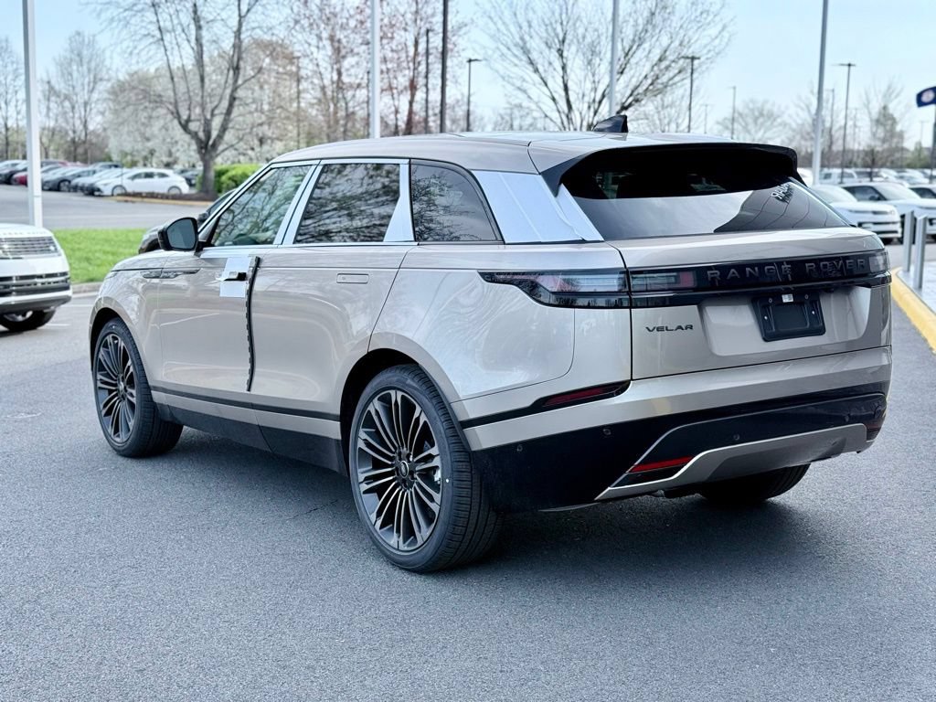 New 2026 Land Rover Range Rover Velar Dynamic SE AWD/4WD image 38