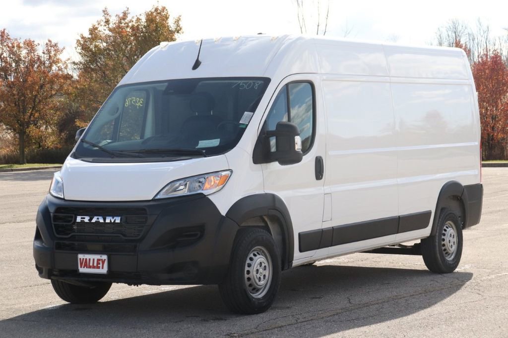 Used 2024 RAM ProMaster 2500 video 3