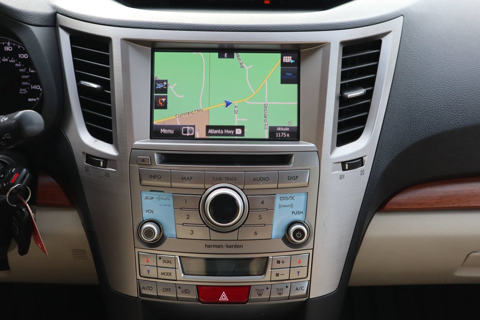Used 2014 Subaru Outback 2.5i Limited AWD/4WD image 21
