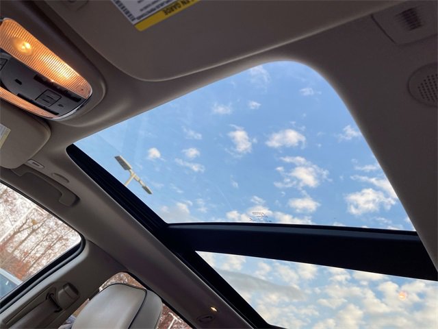 Used 2018 Jeep Grand Cherokee Overland image 19