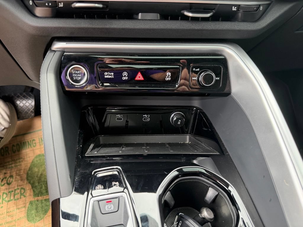 Certified 2025 Audi Q5 Prestige AWD/4WD image 15