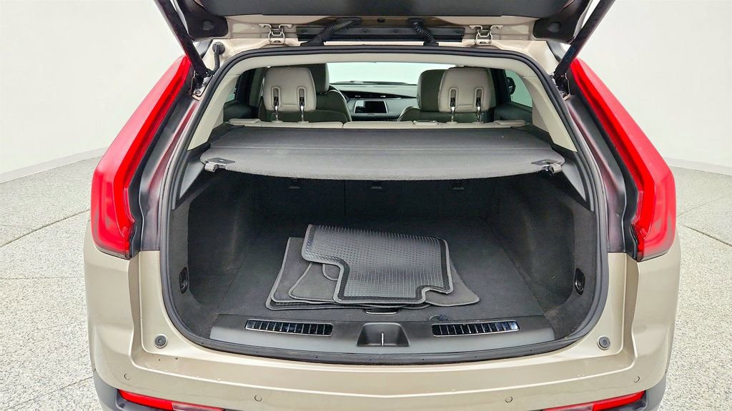 Used 2023 Cadillac XT4 Premium Luxury w/ Enhanced Visibility Package image 23