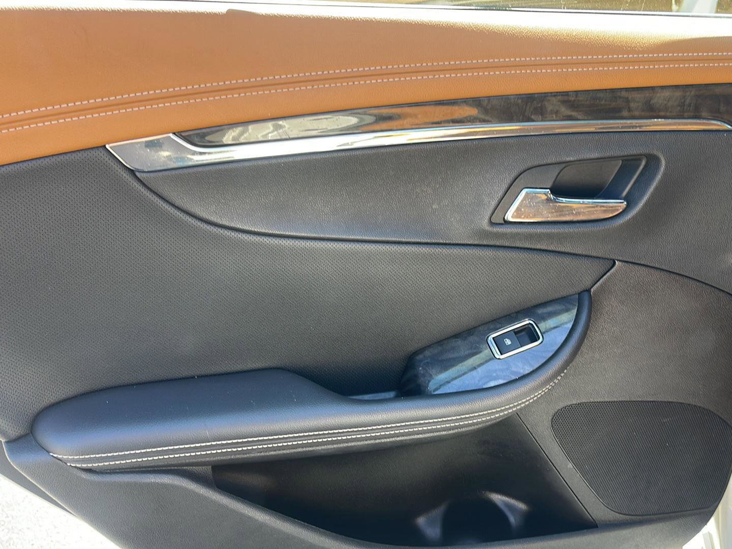 Used 2014 Chevrolet Impala LTZ image 25