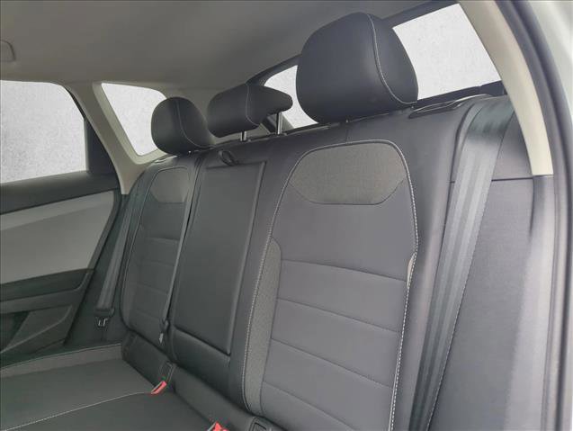 Used 2022 Volkswagen Taos SE image 21