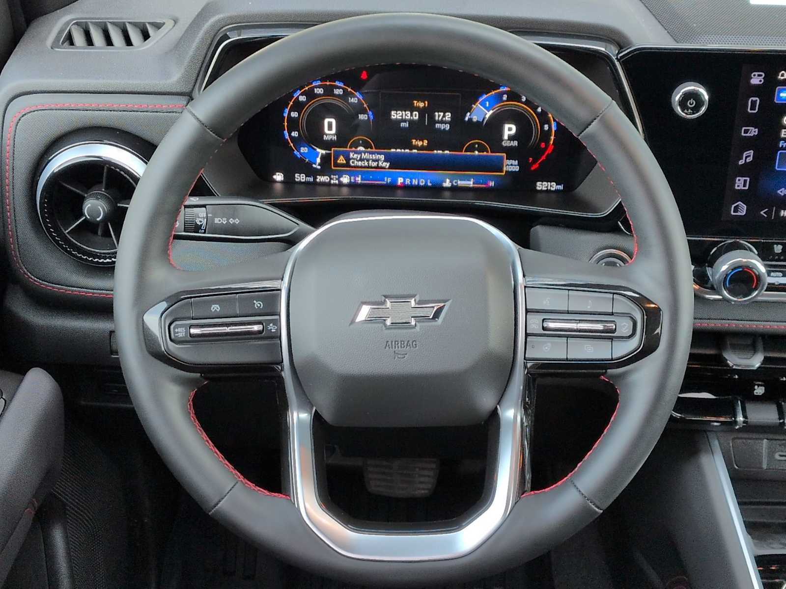 Used 2025 Chevrolet Colorado Z71 w/ Technology Package image 23