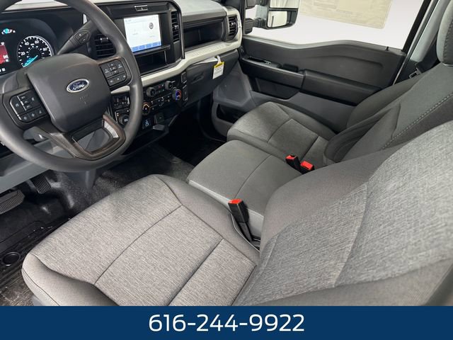 New 2025 Ford F250 XL w/ FX4 Off-Road Package image 15