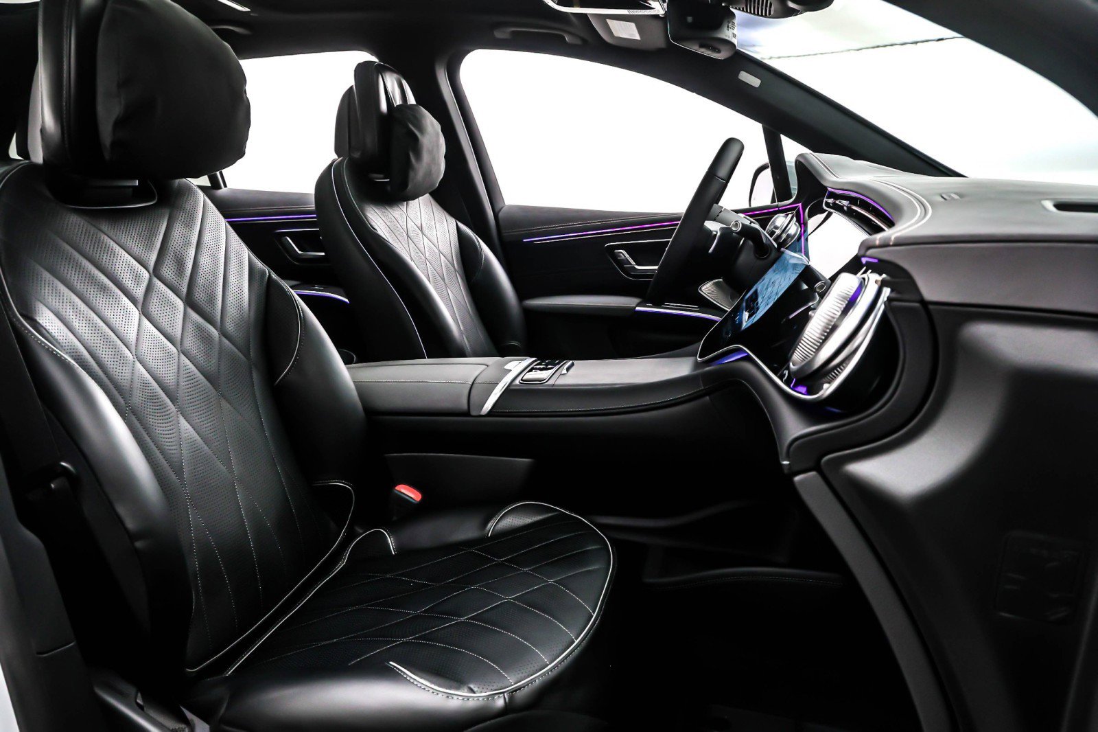 New 2026 Mercedes-Benz EQS 550 4MATIC SUV image 7