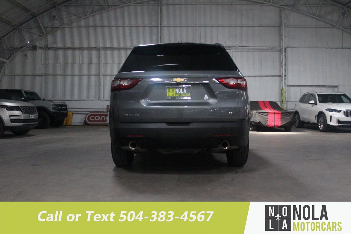 Used 2020 Chevrolet Traverse LT image 11