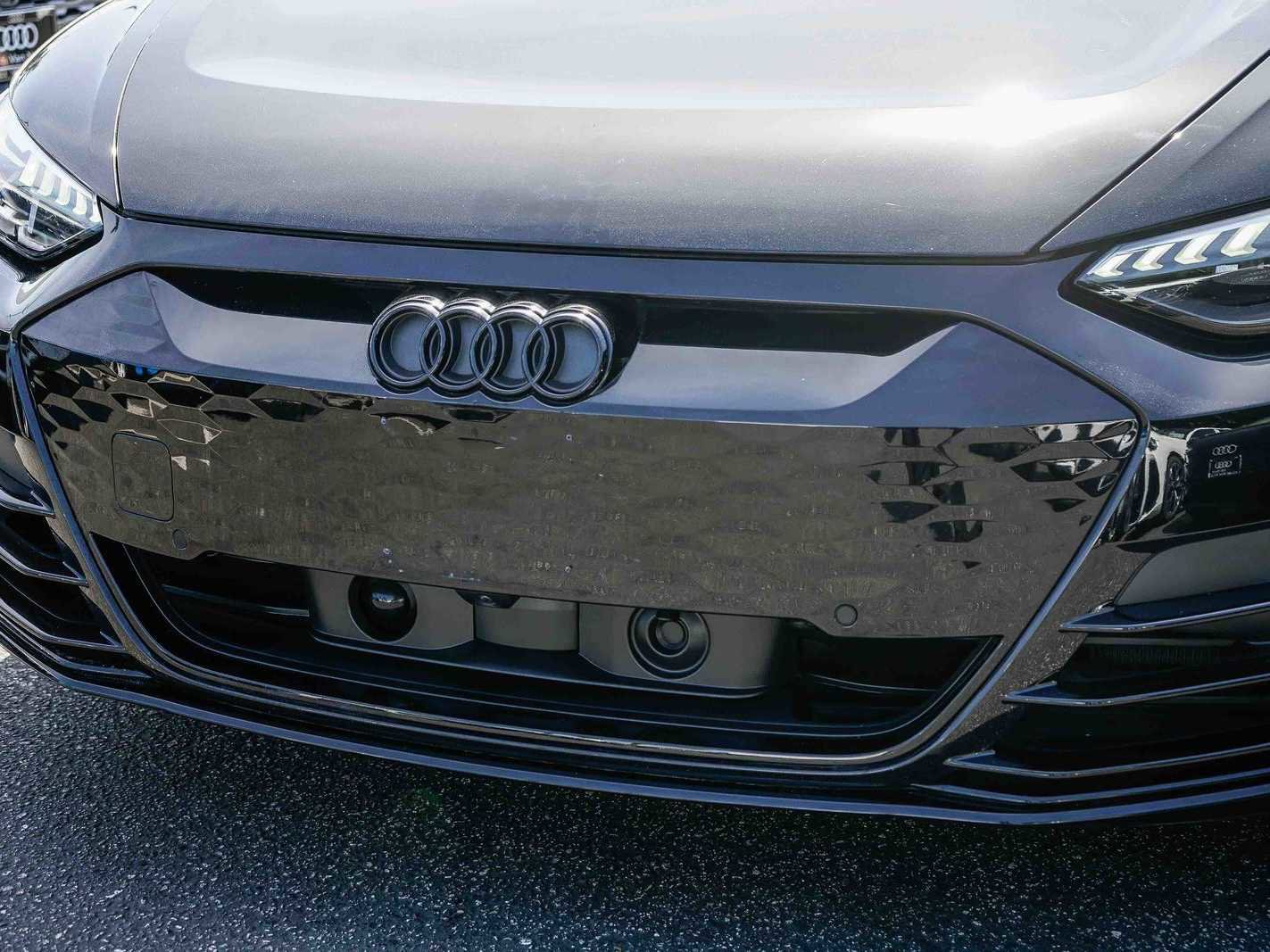 Used 2022 Audi e-tron GT Prestige w/ Prestige Package image 8