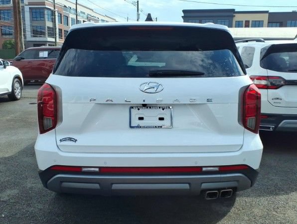 Used 2024 Hyundai Palisade SEL FWD image 12