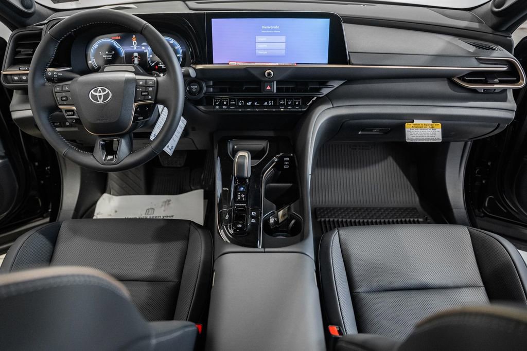 New 2025 Toyota Crown Signia image 21