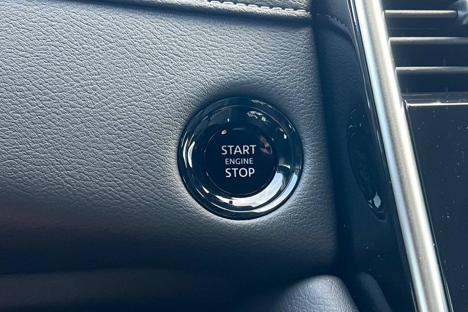 New 2026 Nissan Armada Platinum AWD/4WD image 27