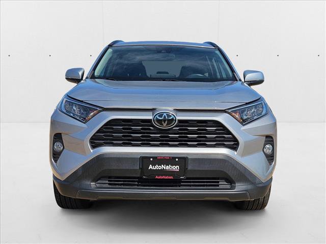 Used 2020 Toyota RAV4 XLE Premium image 2