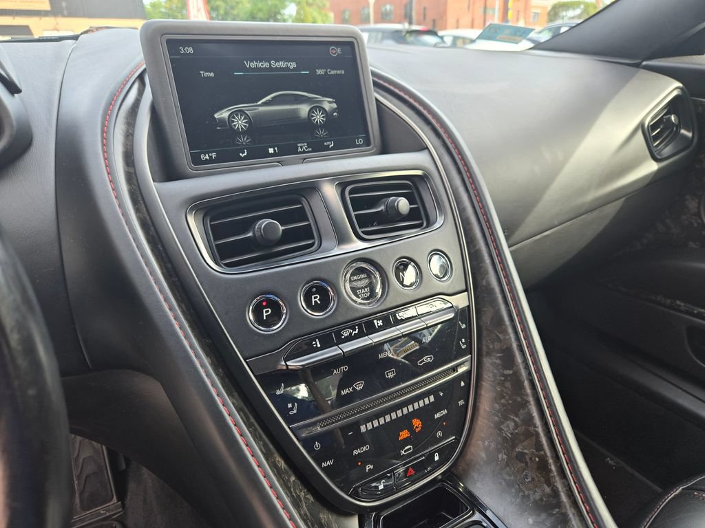 Used 2018 Aston Martin DB11 Coupe RWD image 13