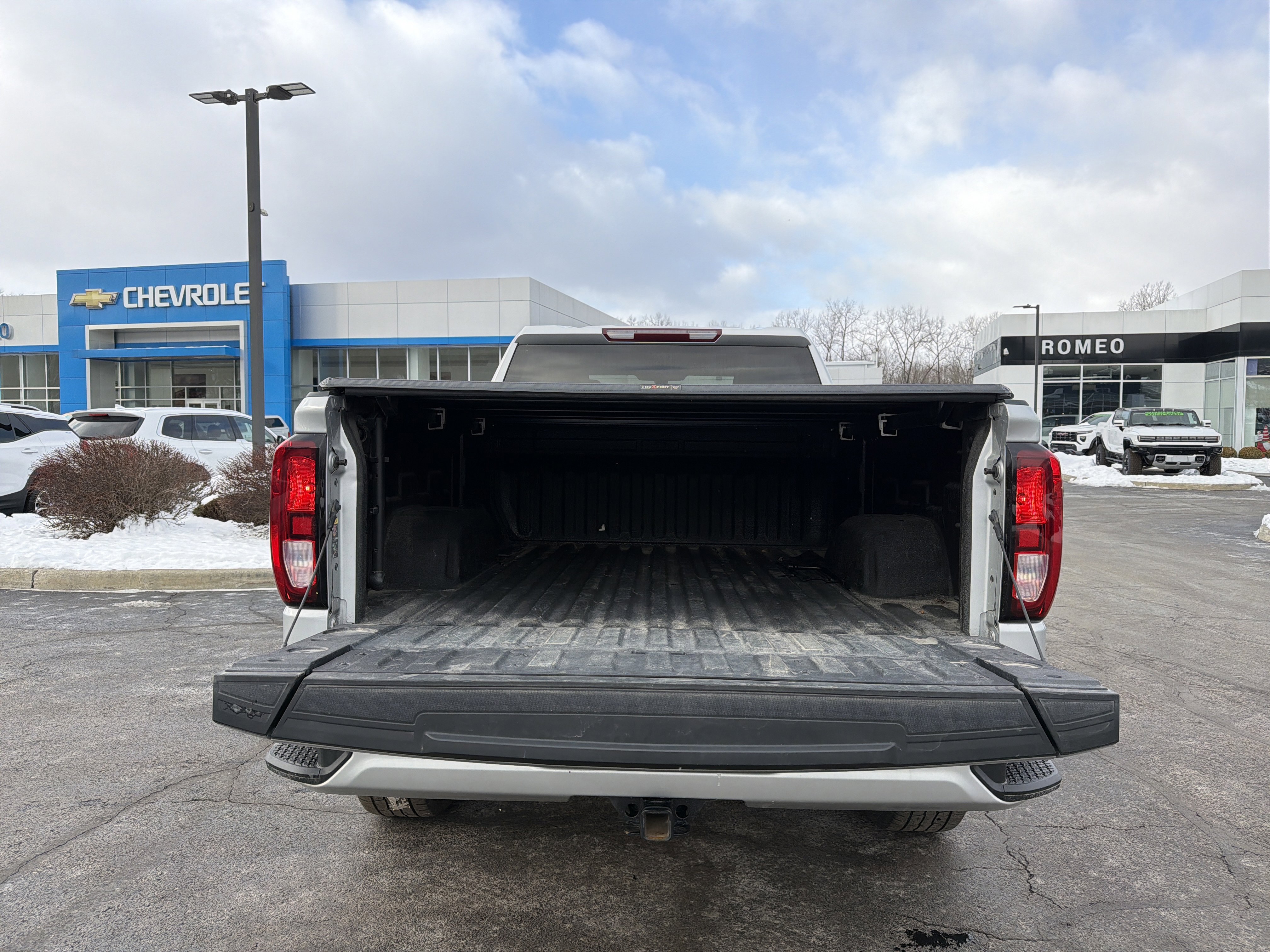 Used 2022 GMC Sierra 1500 Elevation image 29