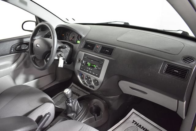 Used 2007 Ford Focus S FWD image 23
